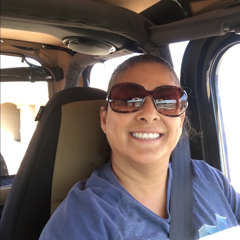 Meet your Posher, Debra